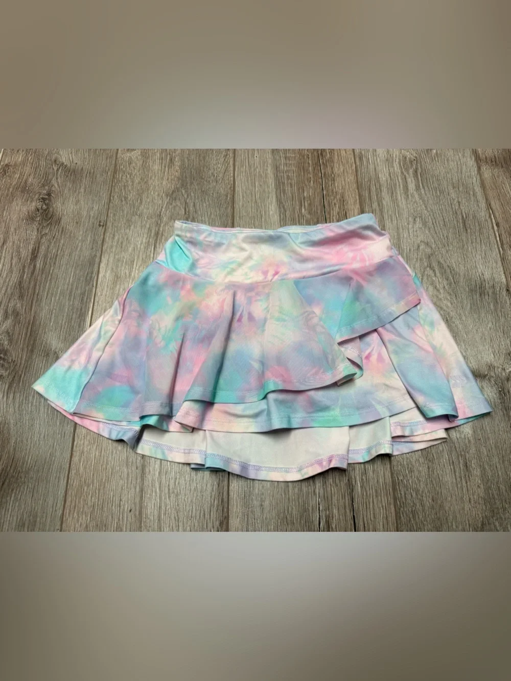 All In Motion Tie-Dye Ruffle Skort 👧🏻